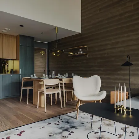 Snowbird Levi, Arctic Nook Levi