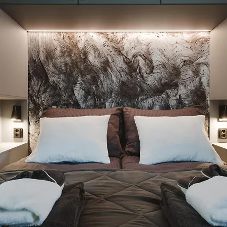 Snowbird Levi, Arctic Nook Apartment *