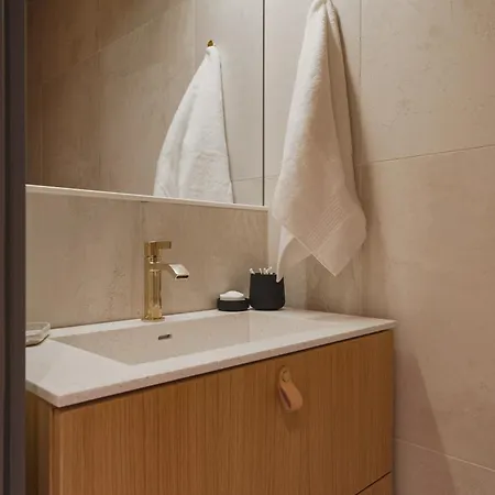 Snowbird Levi, Arctic Nook * לוי