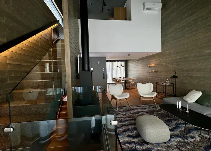 Snowbird Levi, Arctic Nook 레비