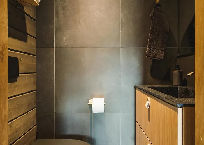 Snowbird Levi, Arctic Nook