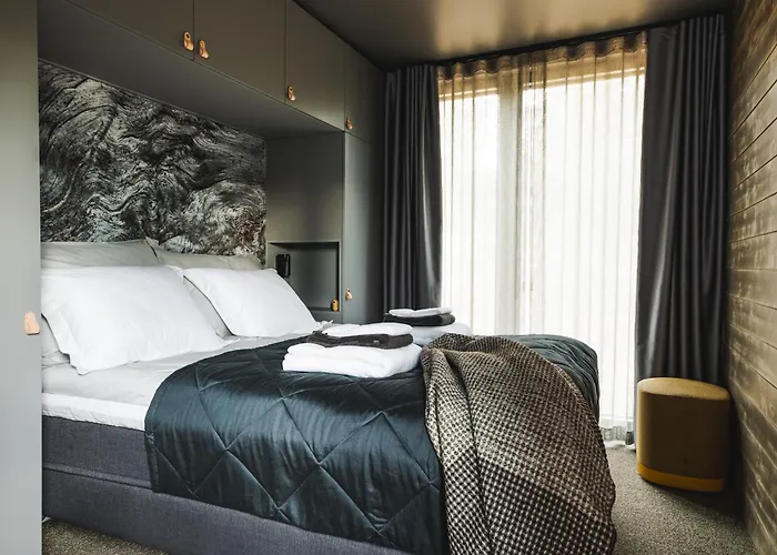 Snowbird Levi, Arctic Nook *