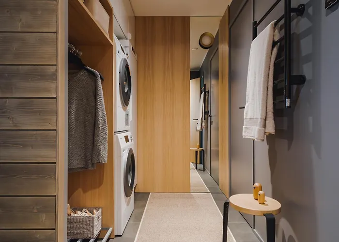 Snowbird Levi, Arctic Nook 레비