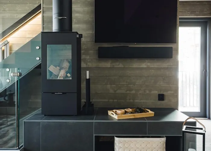 Snowbird Levi, Arctic Nook 레비