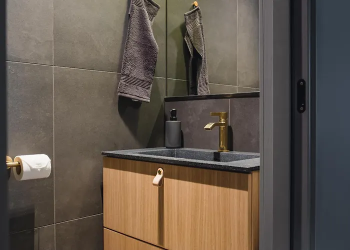 Snowbird Levi, Arctic Nook 레비